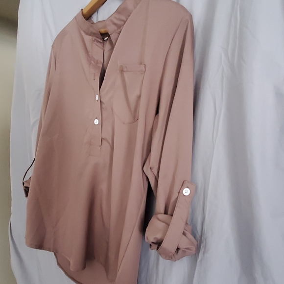 Blouse with rise sleeves - Picture 3 of 4